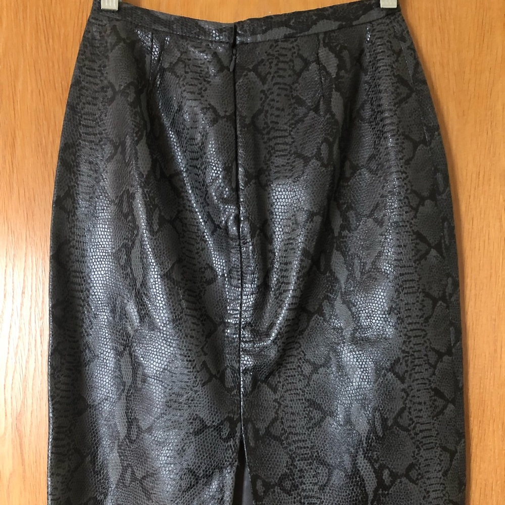 100% genuine leather skirt